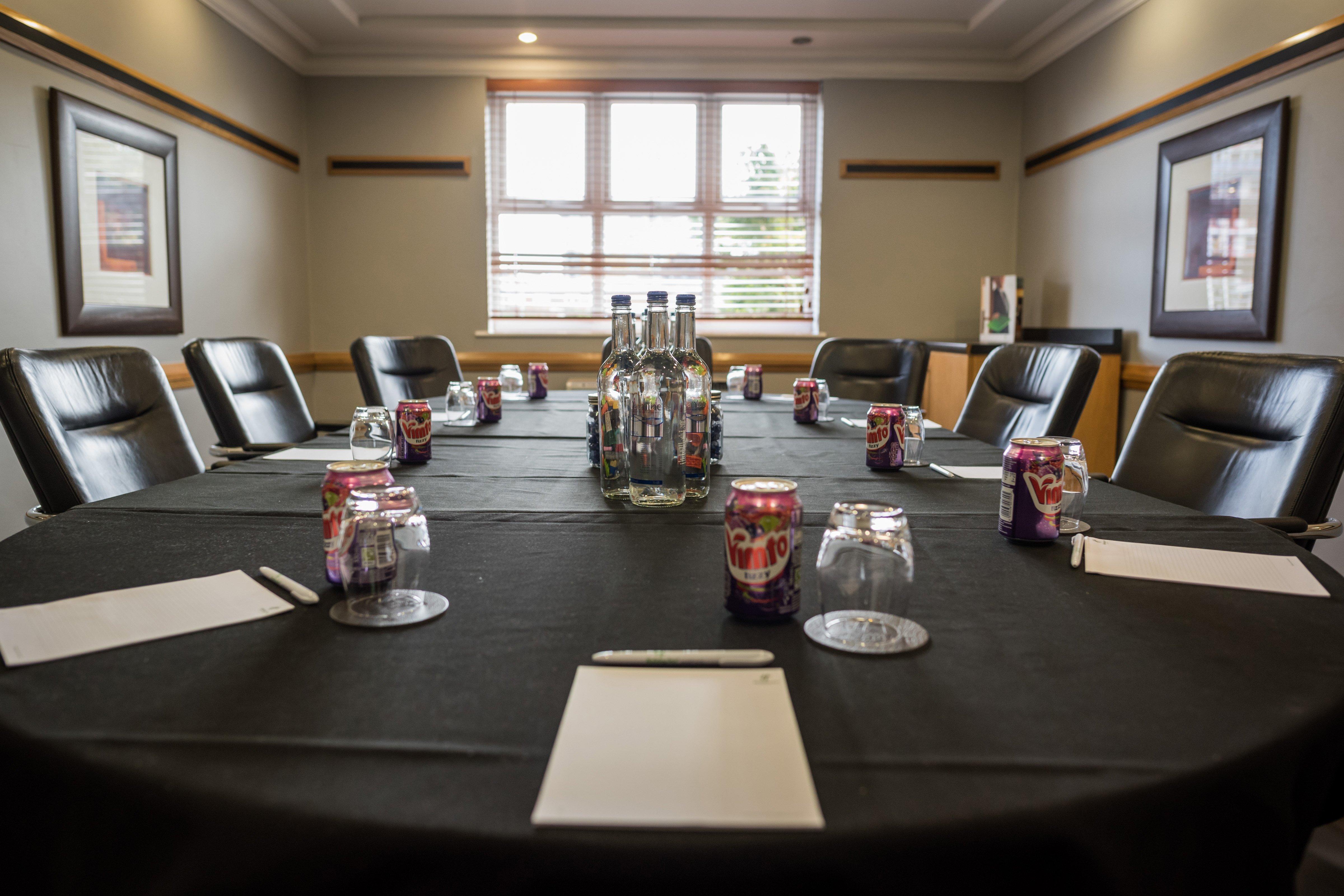Holiday Inn Manchester West By Ihg Salford  Dış mekan fotoğraf