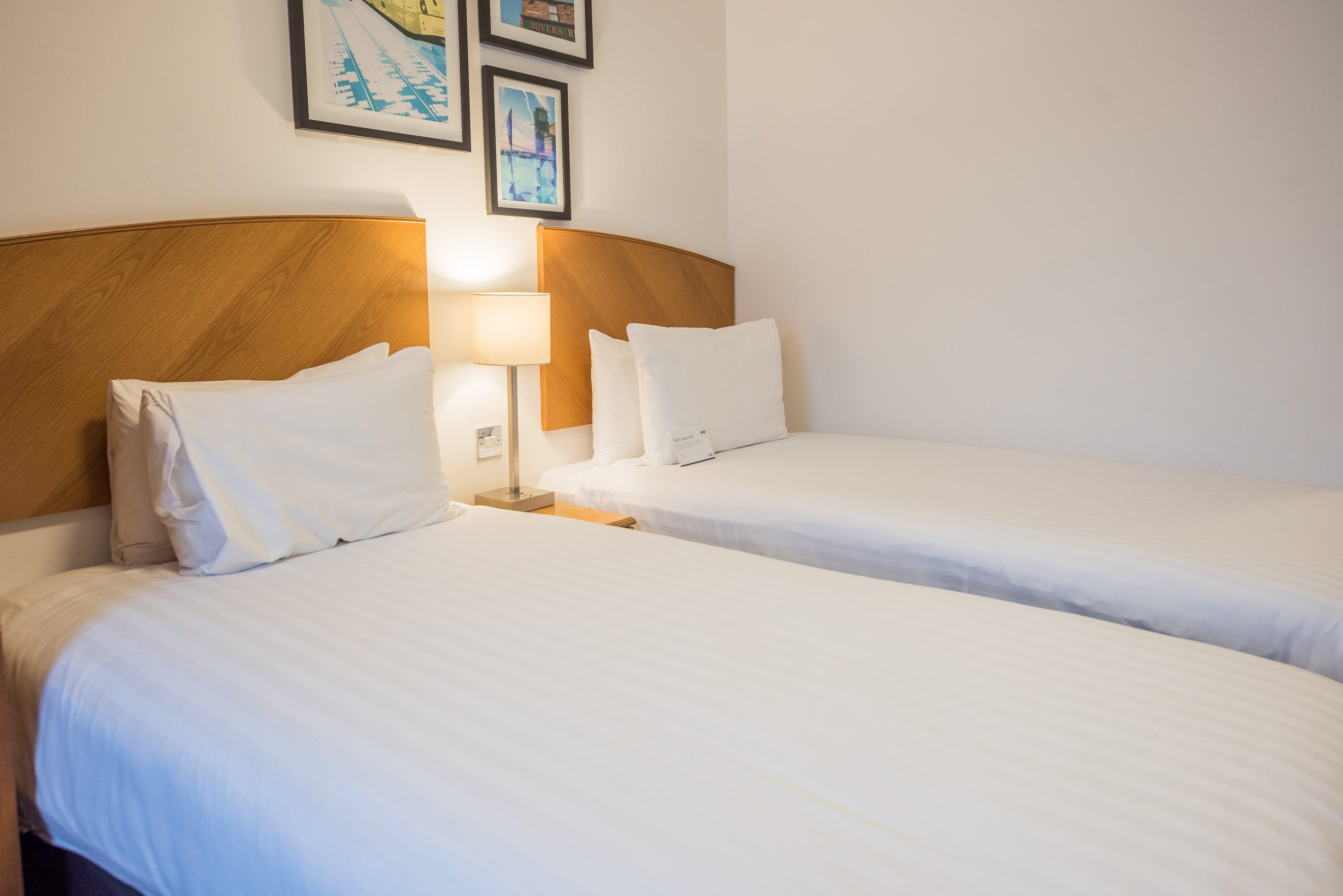 Holiday Inn Manchester West By Ihg Salford  Dış mekan fotoğraf