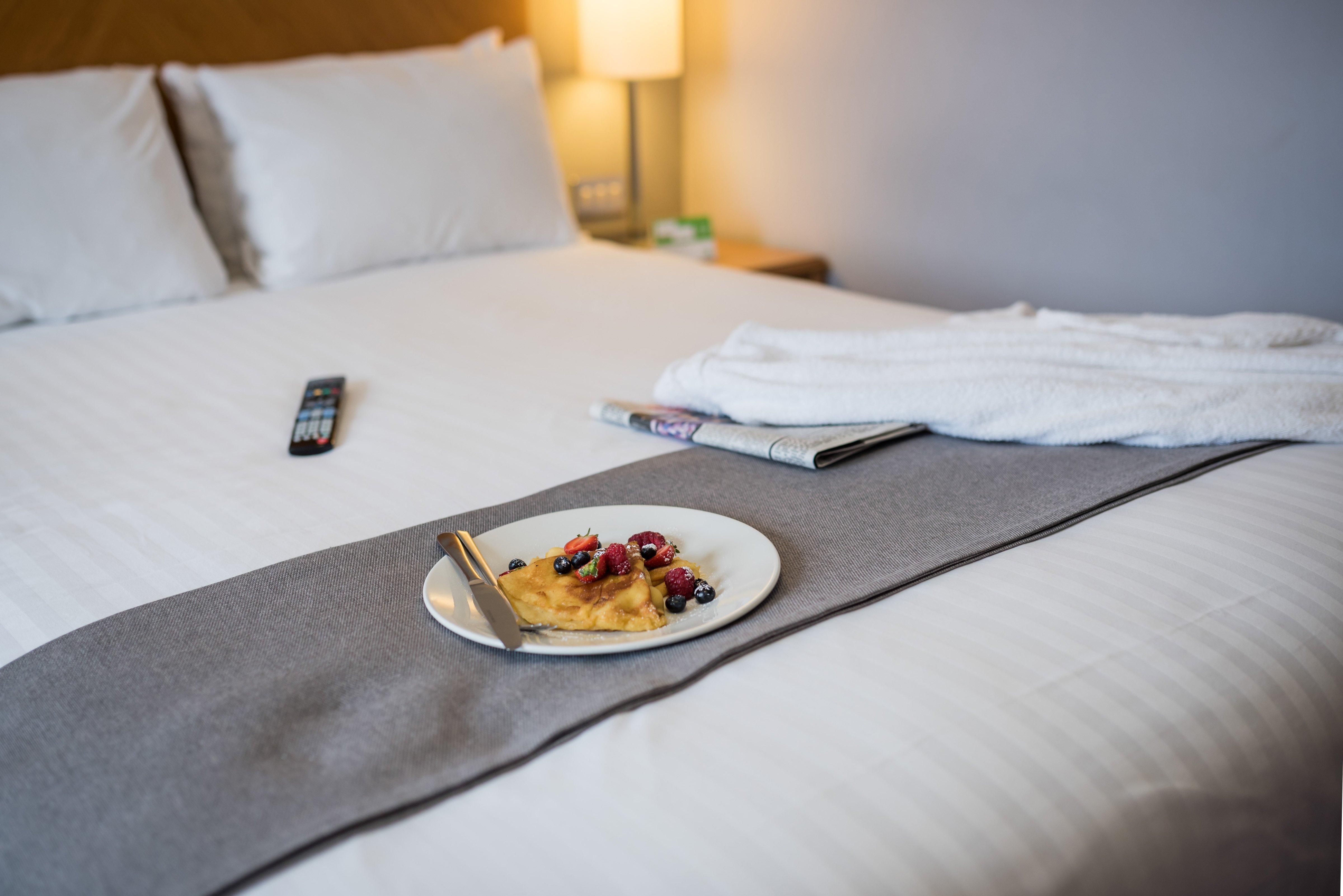 Holiday Inn Manchester West By Ihg Salford  Dış mekan fotoğraf